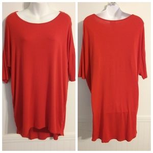 💛 LulaRoe Irma Hi Low Short Sleeve Tunic Blouse